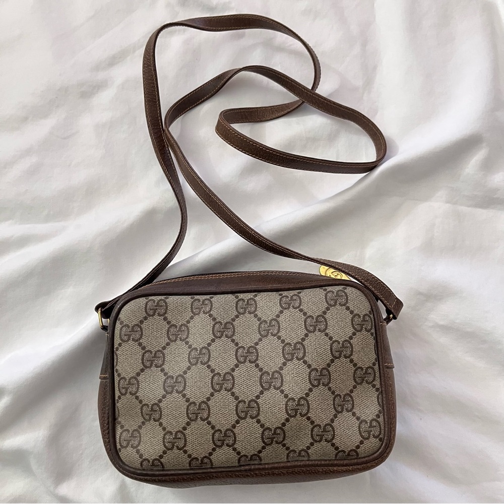Vintage Gucci Sling Bag Classic Sherryline Monogram Preowned - Picture 5 of 11